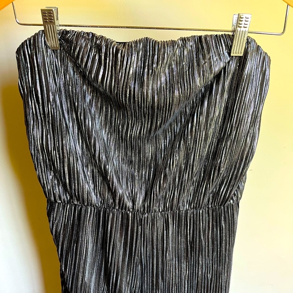 Wild Fable Silver Black Metallic Strapless Jumpsuit Size S - Picture 3 of 9